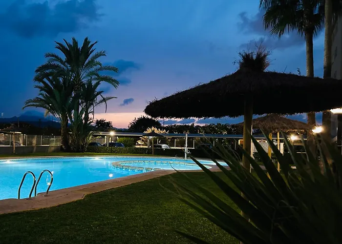 Marina Gaviota Beach